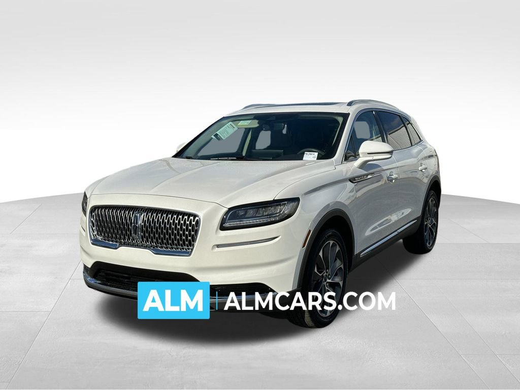 Used 2023 Lincoln Nautilus Reserve image 1