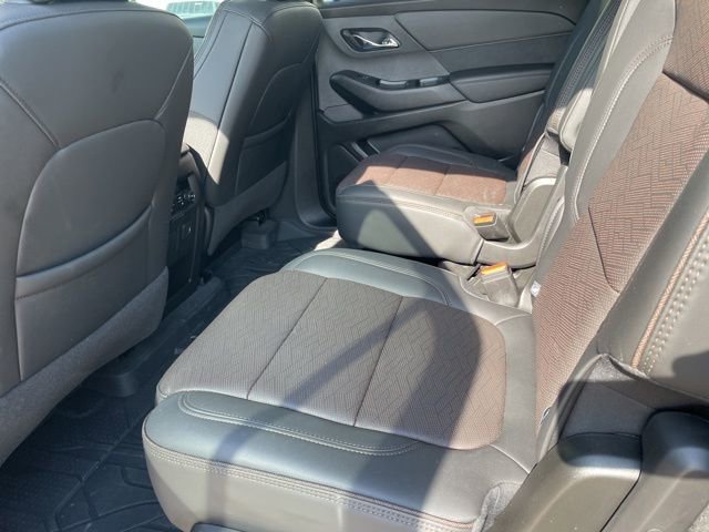Used 2023 Chevrolet Traverse High Country w/ LPO, Floor Liner Package AWD/4WD image 11