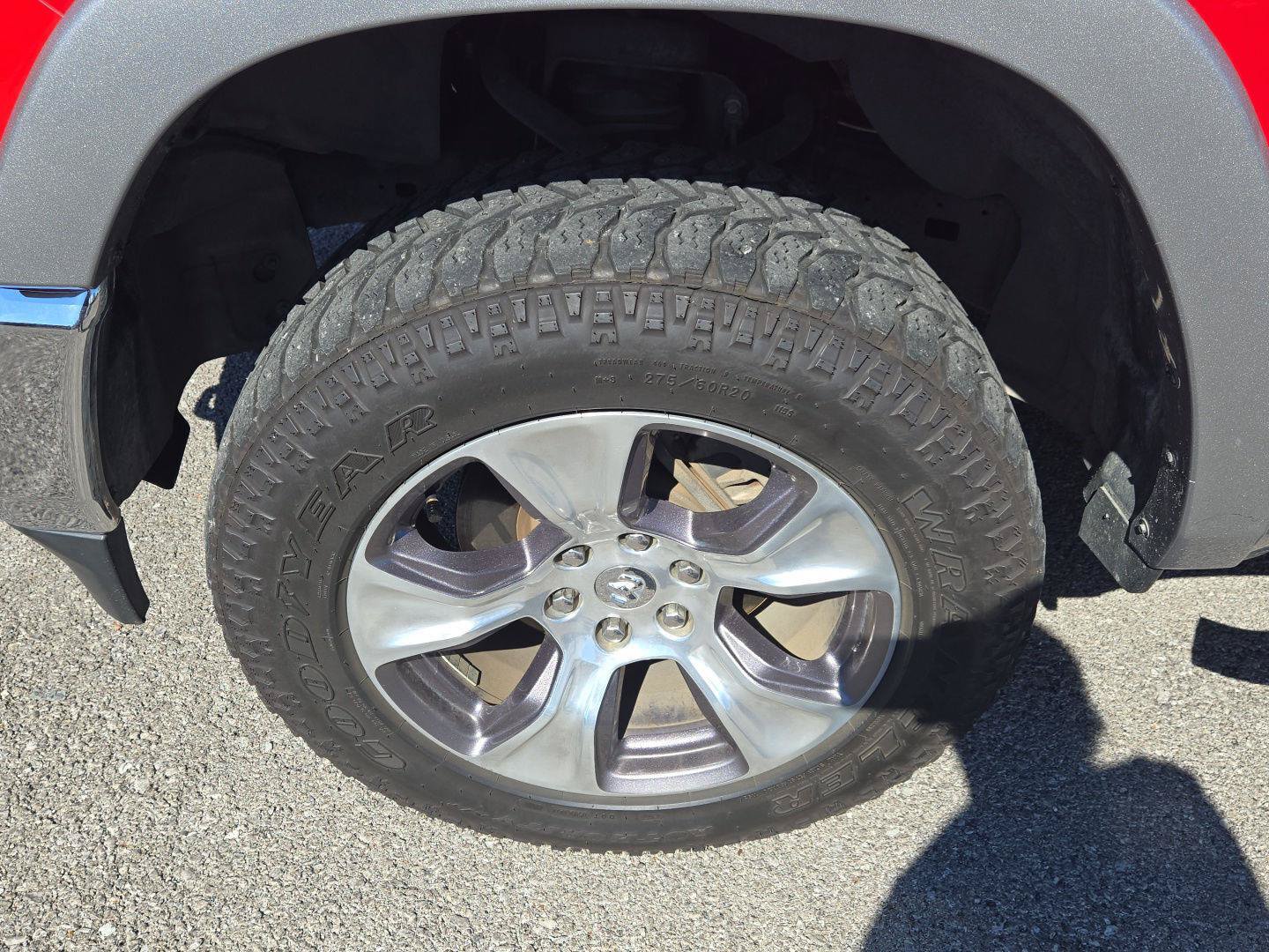 Used 2020 RAM 1500 Laramie AWD/4WD image 12