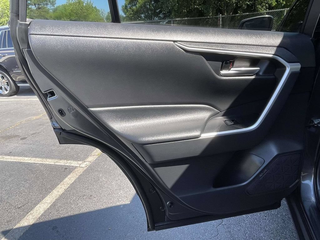 Used 2023 Toyota RAV4 XLE Premium FWD image 18
