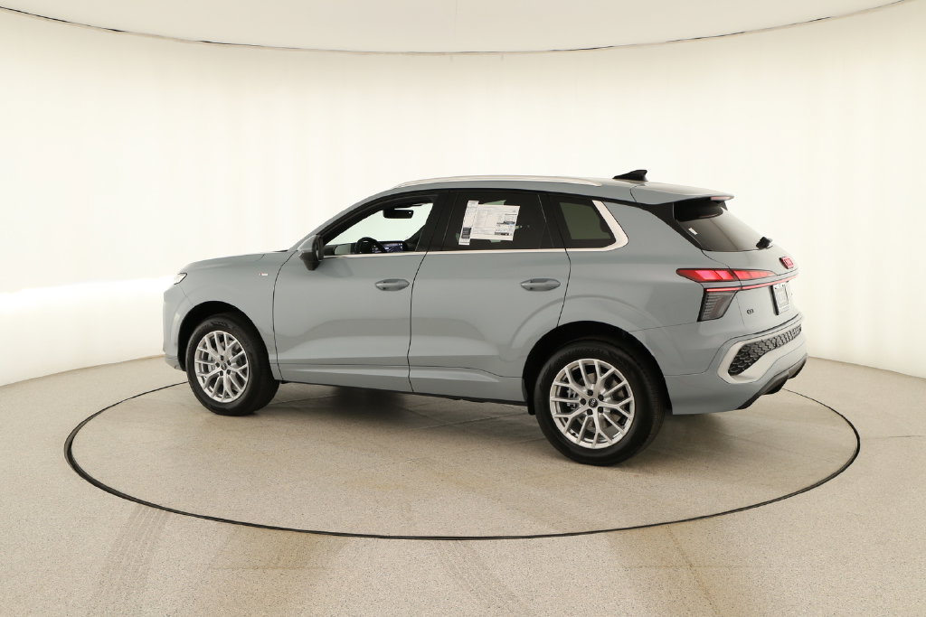 New 2026 Audi Q3 quattro 2.0T AWD/4WD image 3