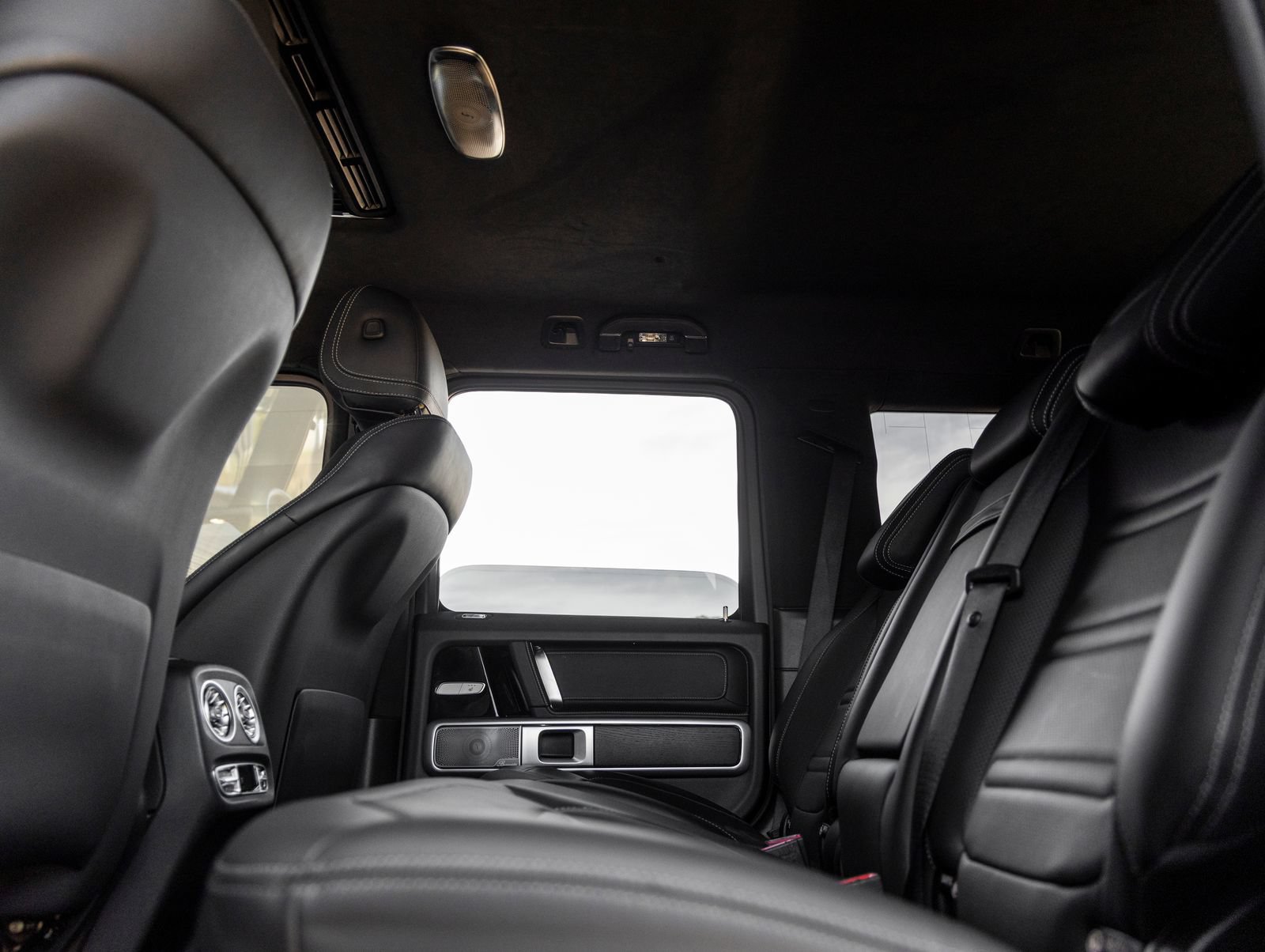 Used 2025 Mercedes-Benz G 550 image 38