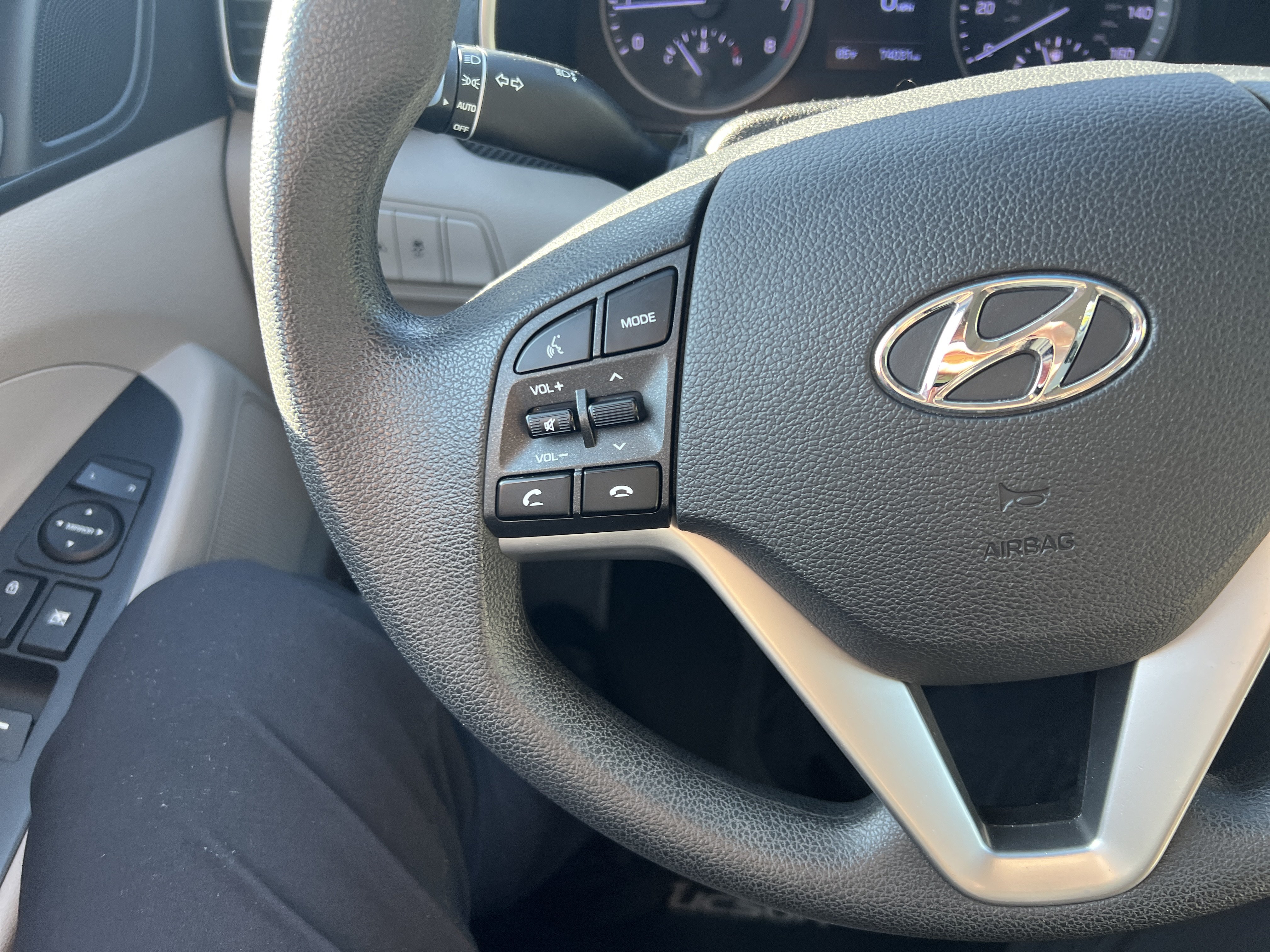 Used 2019 Hyundai Tucson SE FWD image 16