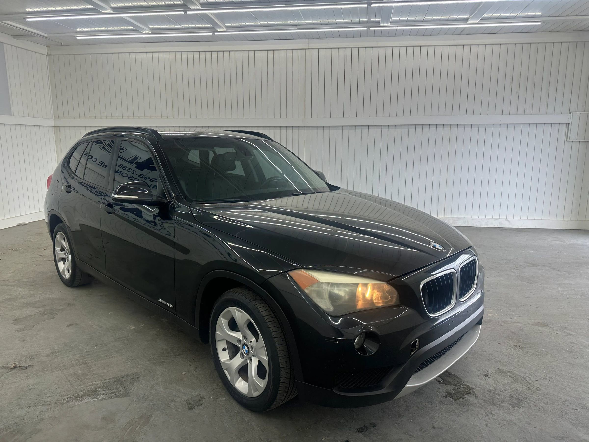 Used 2013 BMW X1 sDrive28i RWD image 3