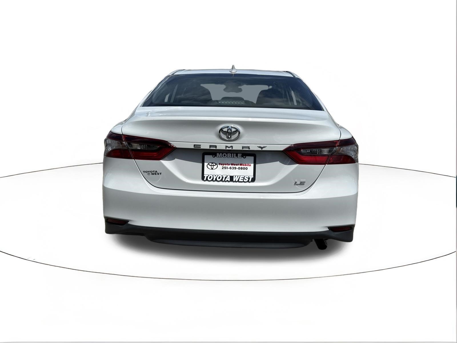 Used 2023 Toyota Camry LE FWD image 4