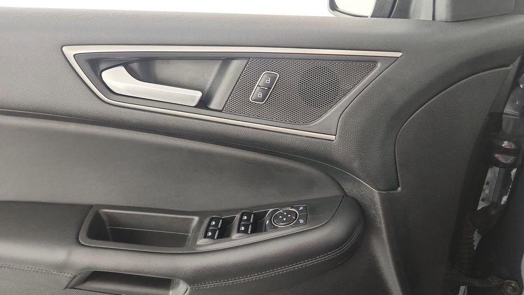 Certified 2022 Ford Edge SEL w/ Convenience Package image 15
