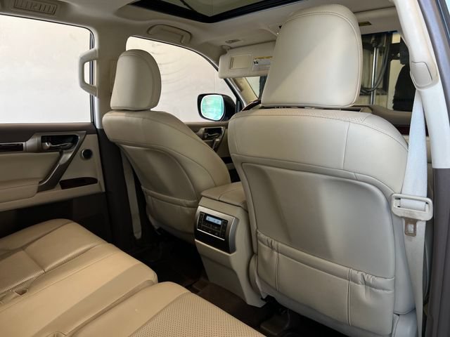 Used 2015 Lexus GX 460 Luxury AWD/4WD image 53