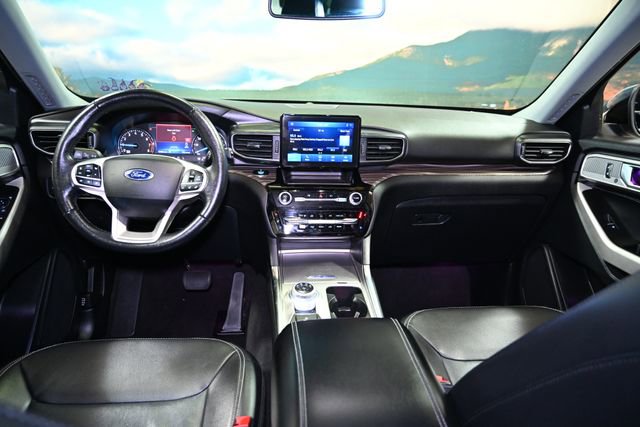 Used 2021 Ford Explorer Limited w/ Equipment Group 301A image 48