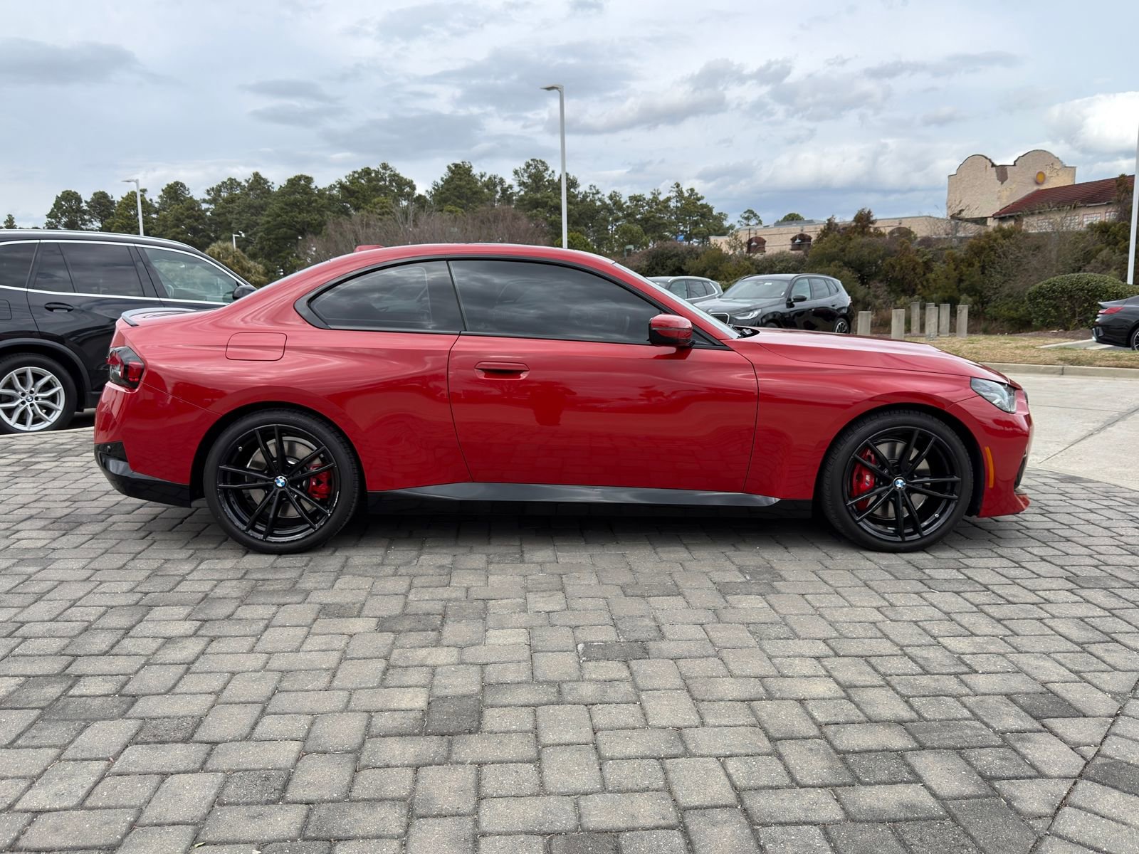 Used 2024 BMW 230i Coupe w/ Premium Package image 6