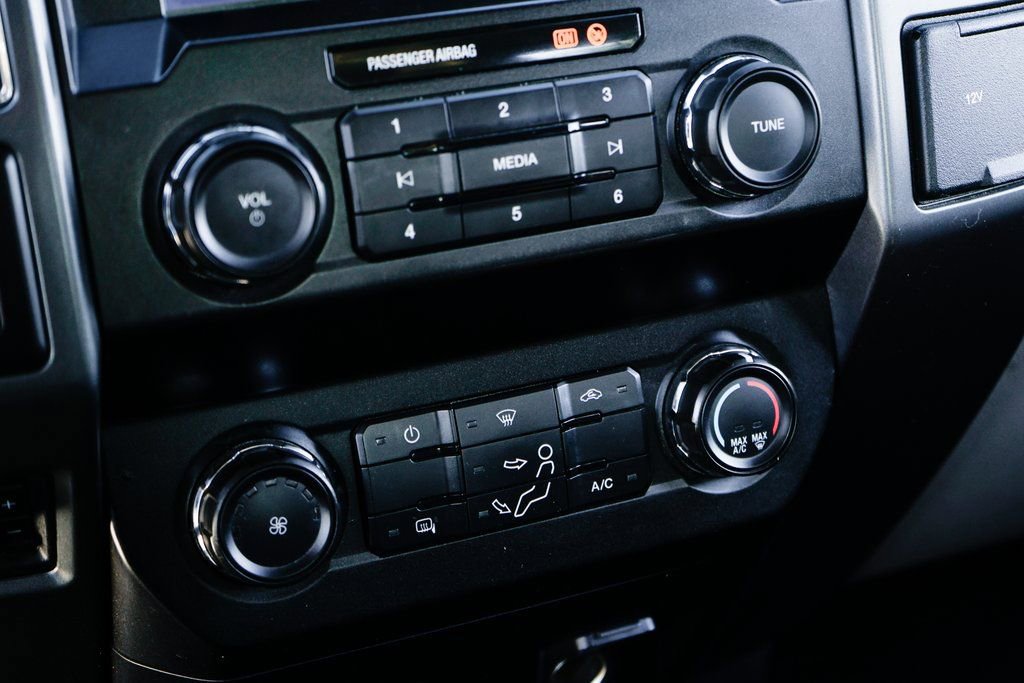 Used 2020 Ford F350 XLT w/ XLT Value Package image 30