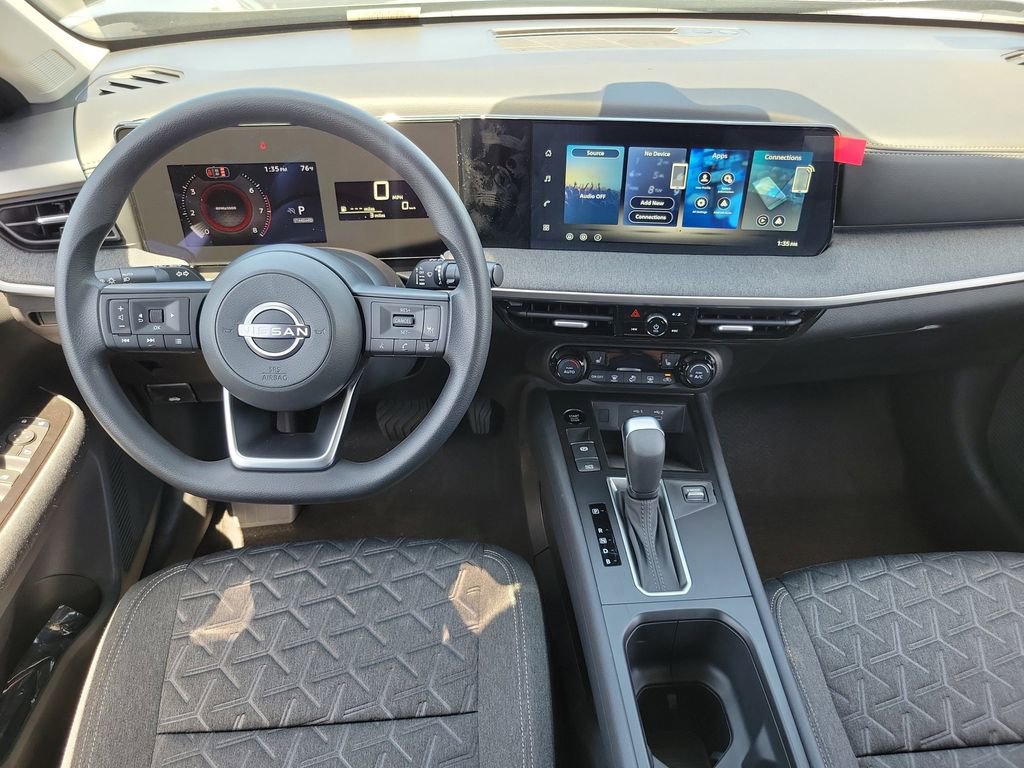 New 2026 Nissan Kicks SV w/ Charging Package FWD image 10