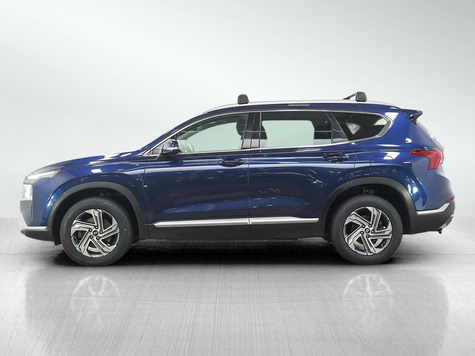 Used 2022 Hyundai Santa Fe SEL AWD/4WD image 2