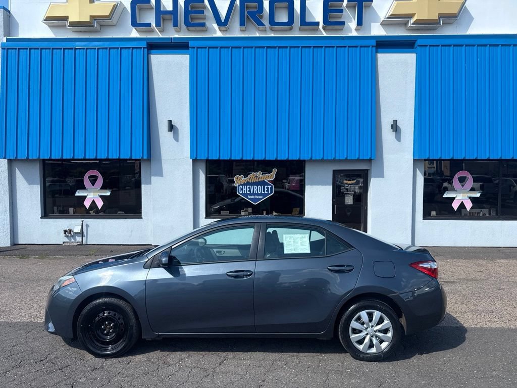 Used 2015 Toyota Corolla LE FWD image 18