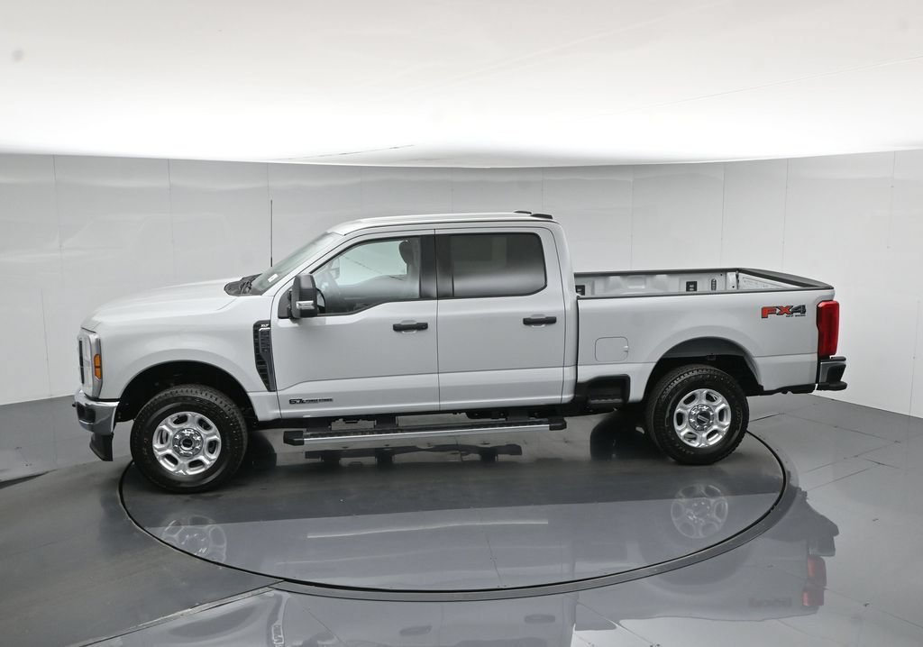 New 2026 Ford F250 XLT w/ FX4 Off-Road Package AWD/4WD image 42
