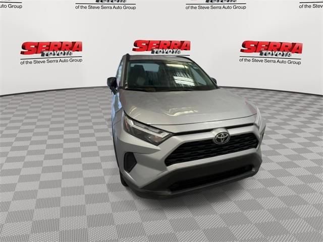 New 2025 Toyota RAV4 LE image 3
