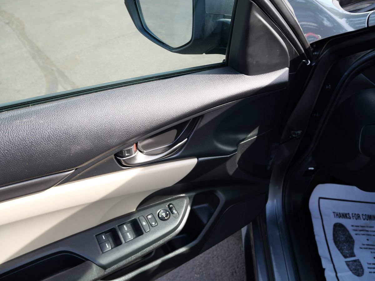 Used 2018 Honda Civic Sport image 14