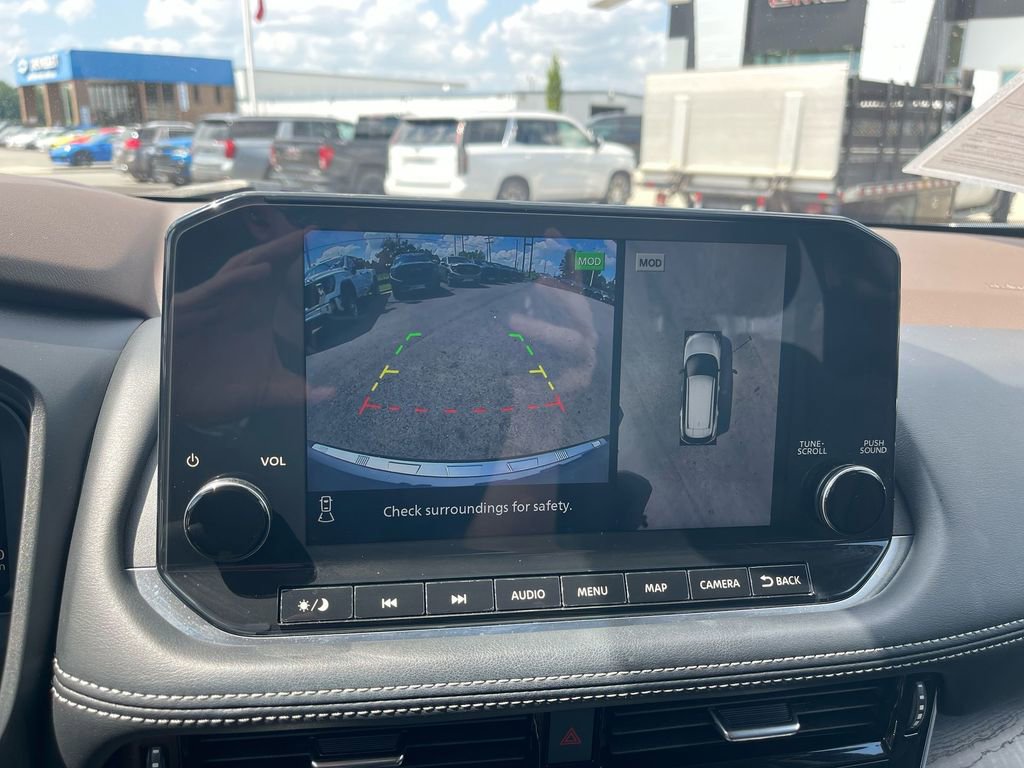 Used 2021 Nissan Rogue Platinum image 23