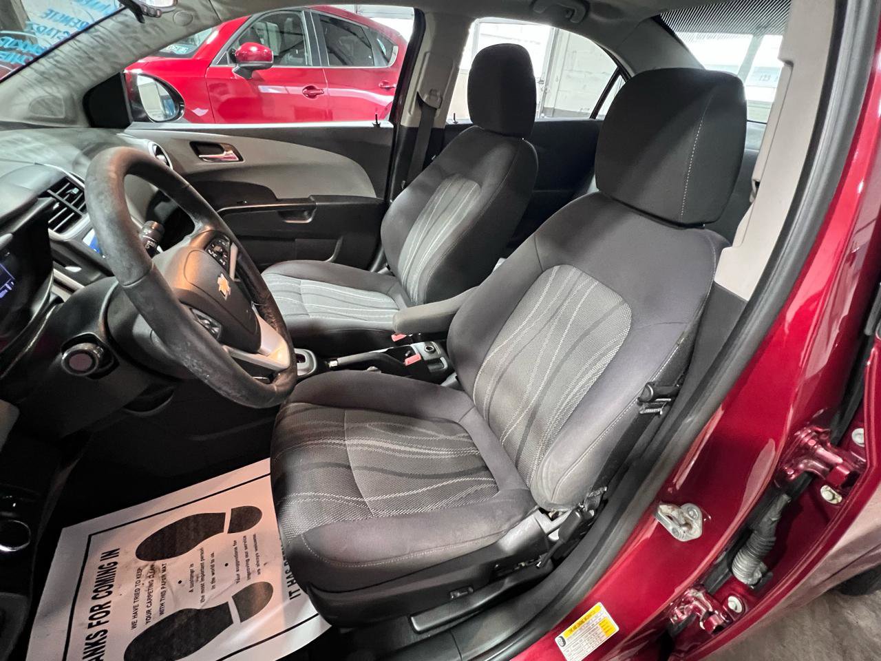 Used 2020 Chevrolet Sonic LT w/ Convenience Package image 9