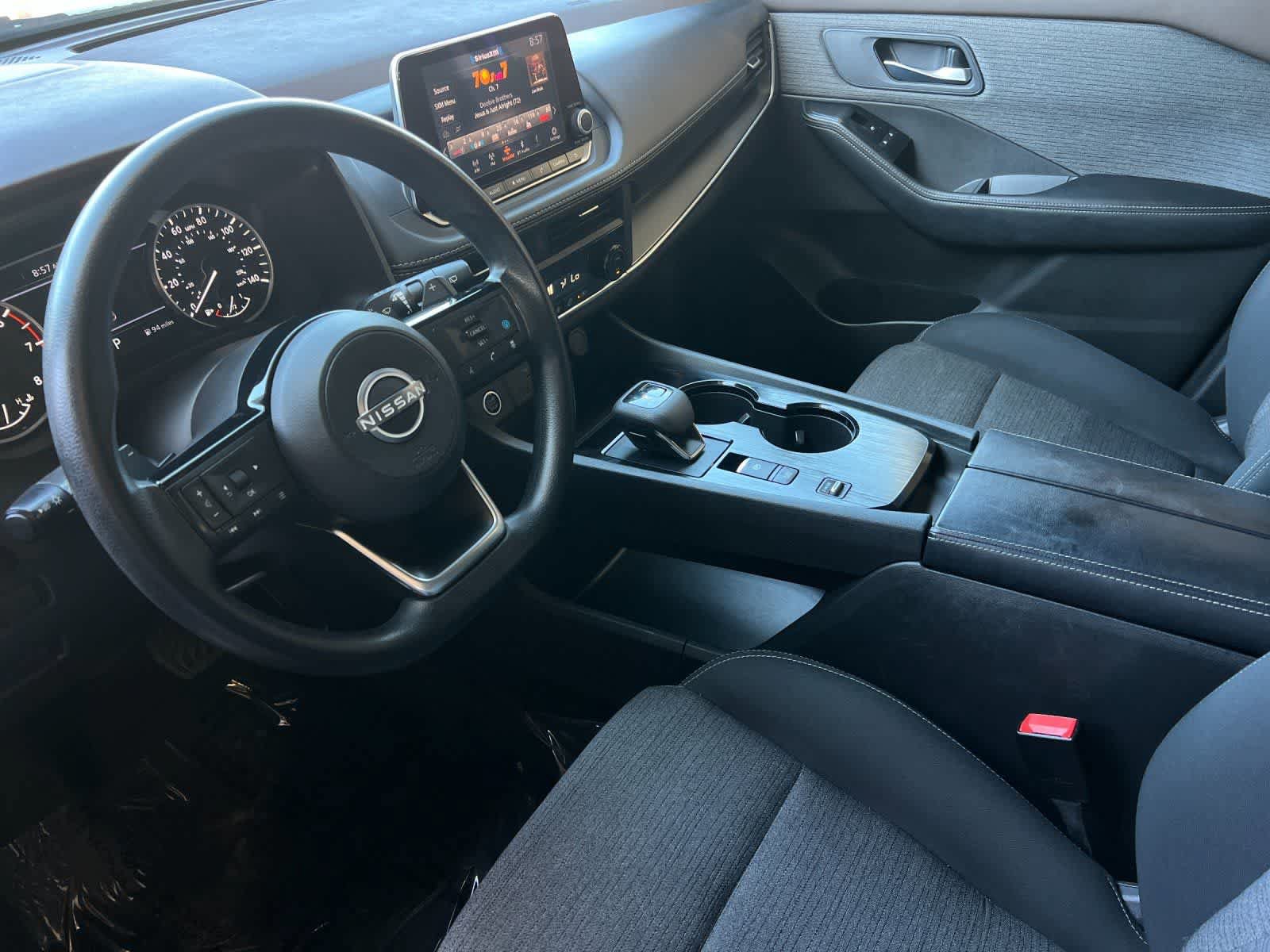 Used 2023 Nissan Rogue SV FWD image 12