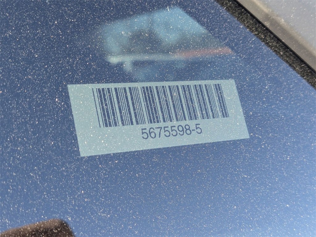 Used 2025 Volkswagen Atlas Cross Sport SE image 31