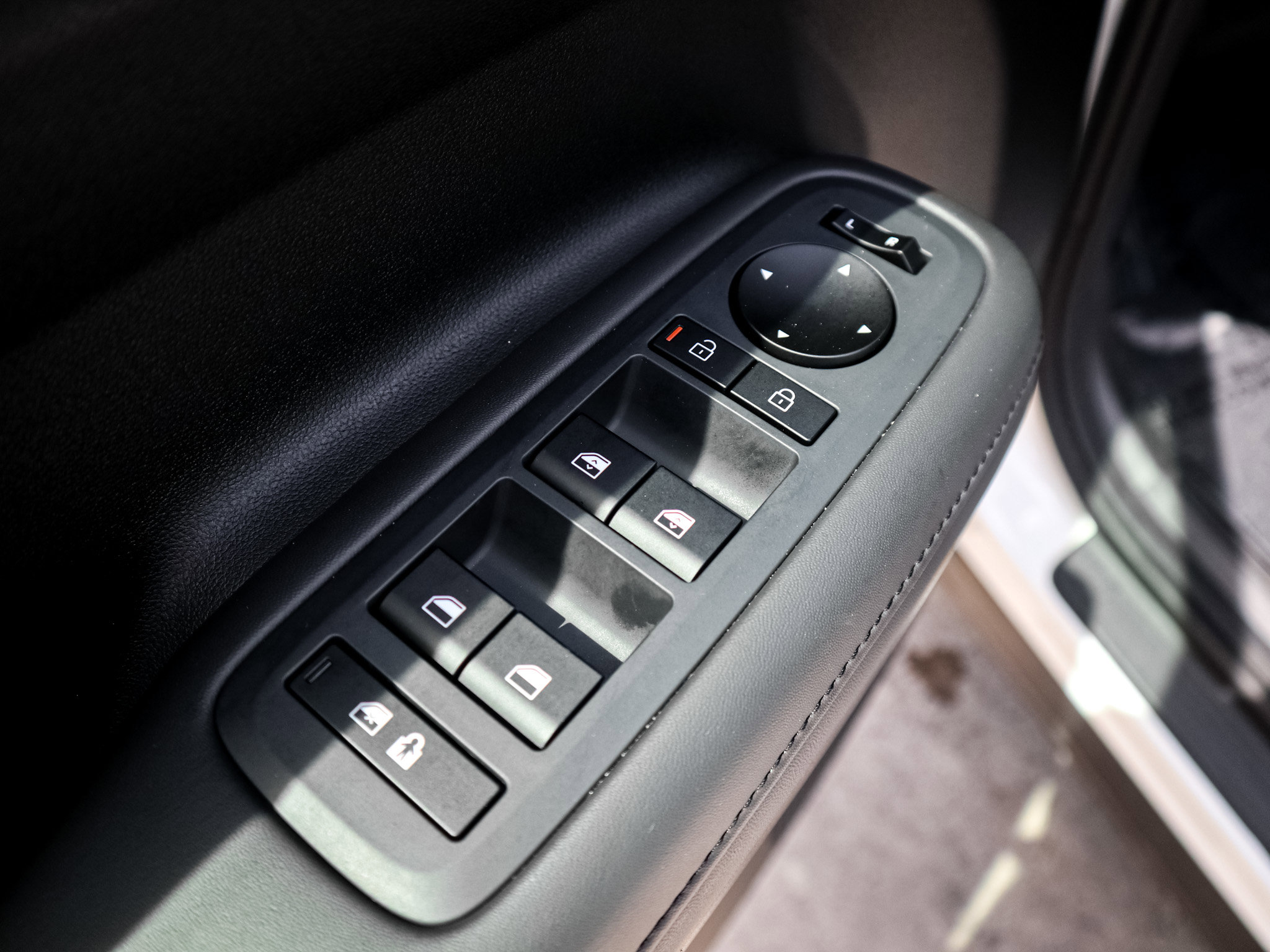 Used 2025 Hyundai Santa Fe XRT image 15