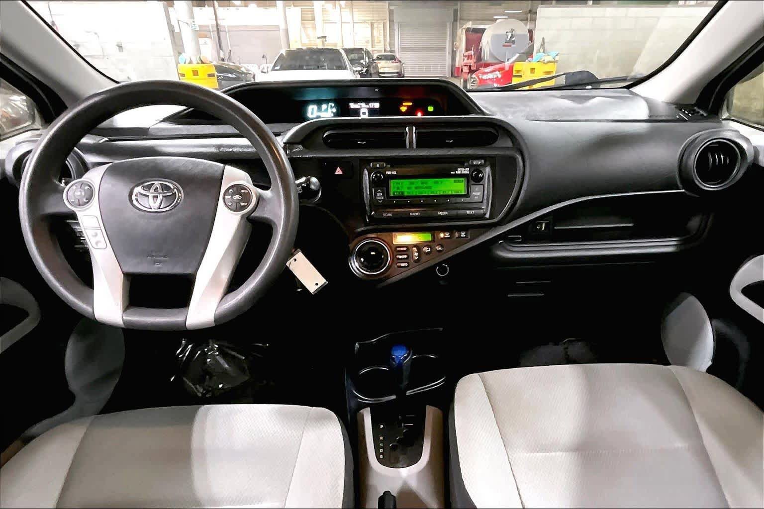 Used 2014 Toyota Prius C One FWD image 16