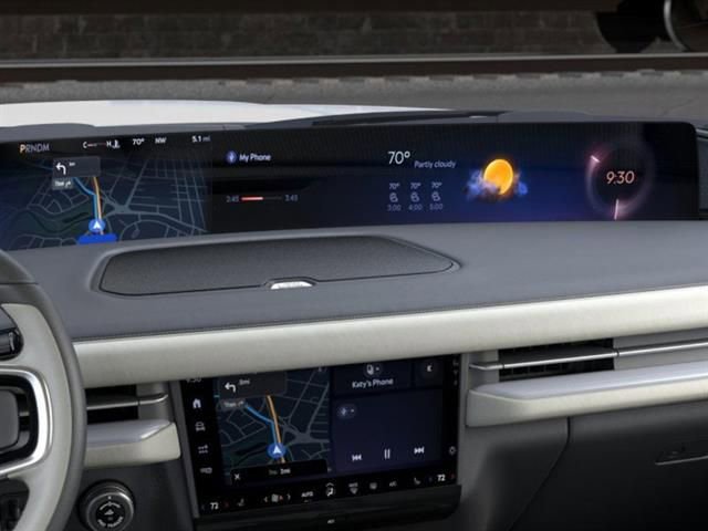 New 2026 Lincoln Navigator Reserve w/ Jet Appearance Package image 14