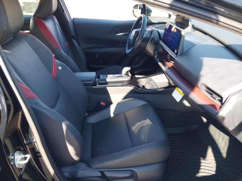 New 2026 Toyota Prius Plug-In Hybrid image 15