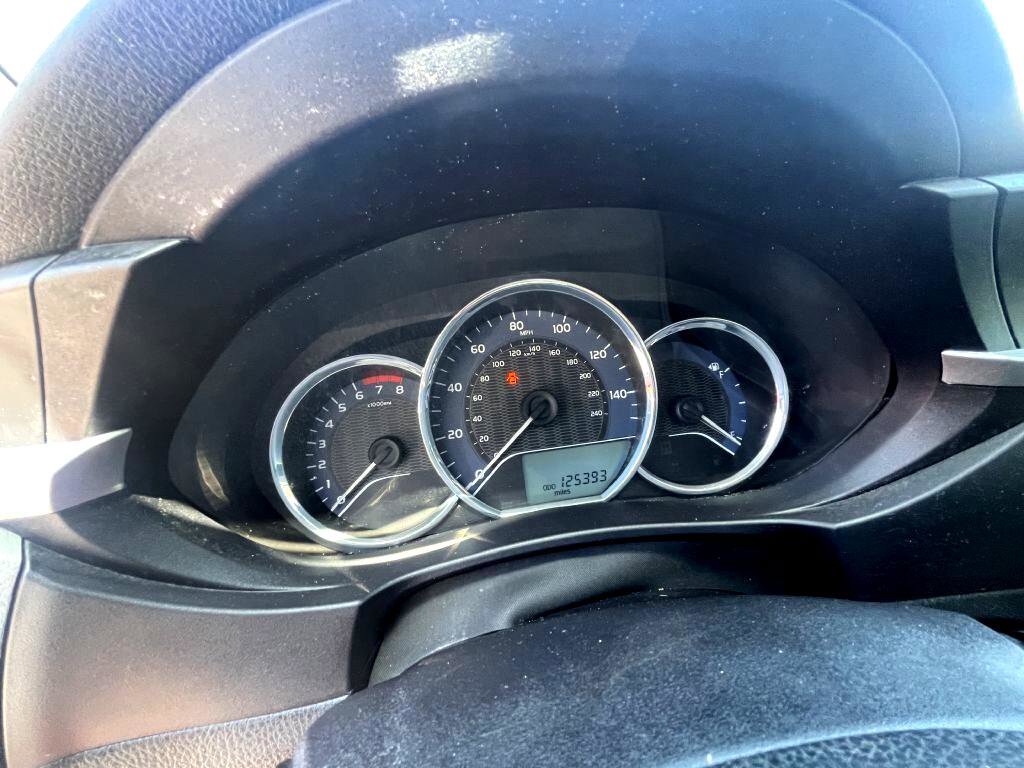 Used 2016 Toyota Corolla LE image 9