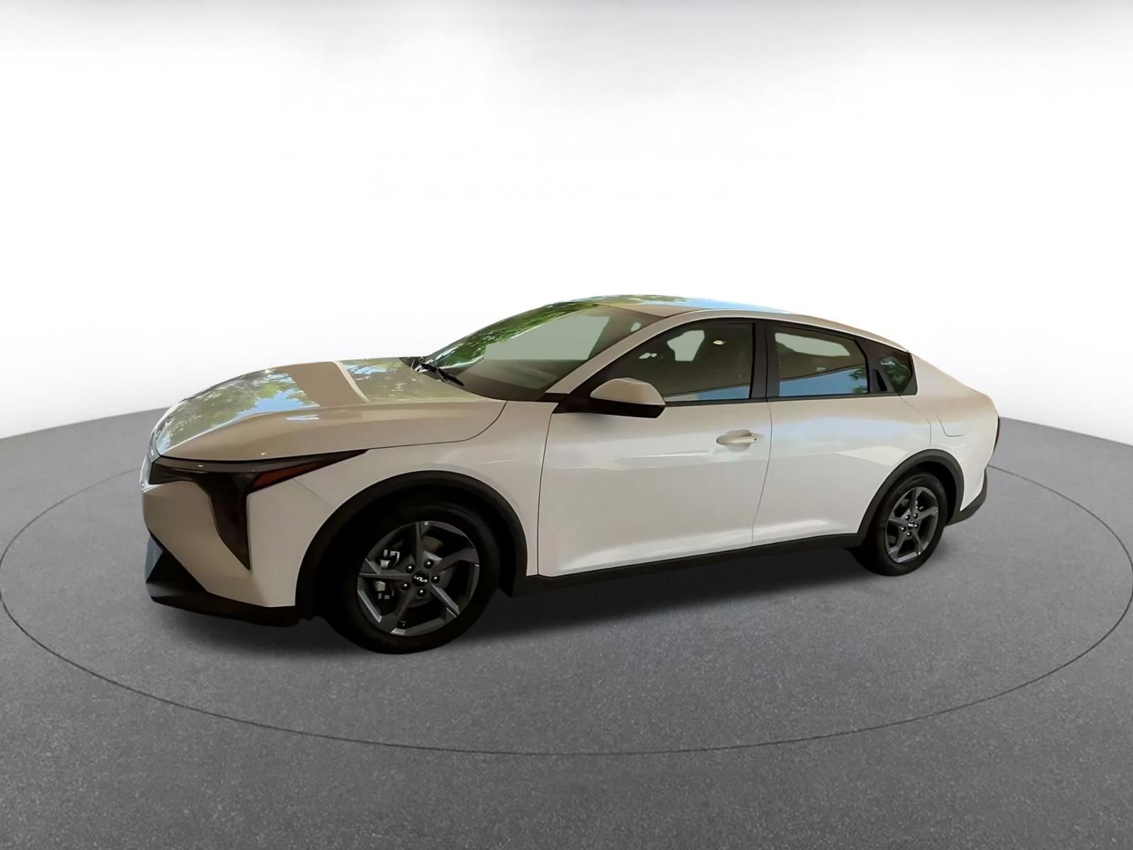 Used 2025 Kia K4 FWD image 6