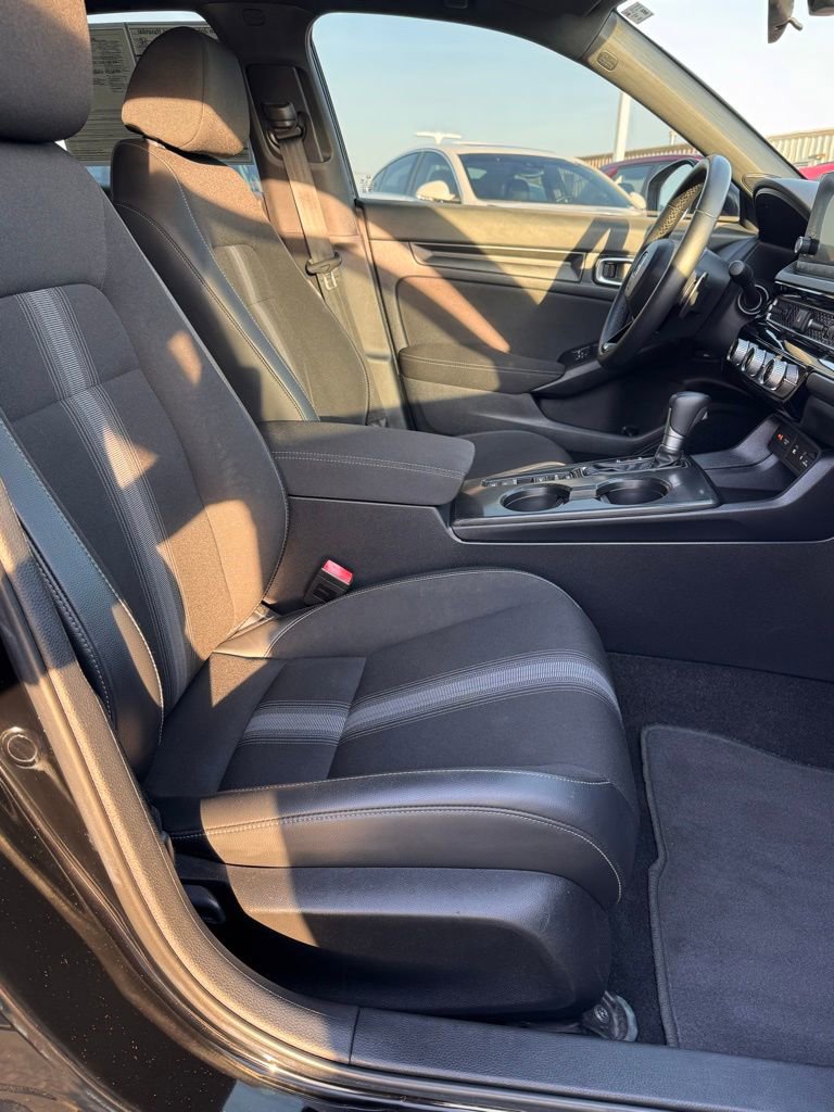 Used 2025 Honda Civic Sport image 12