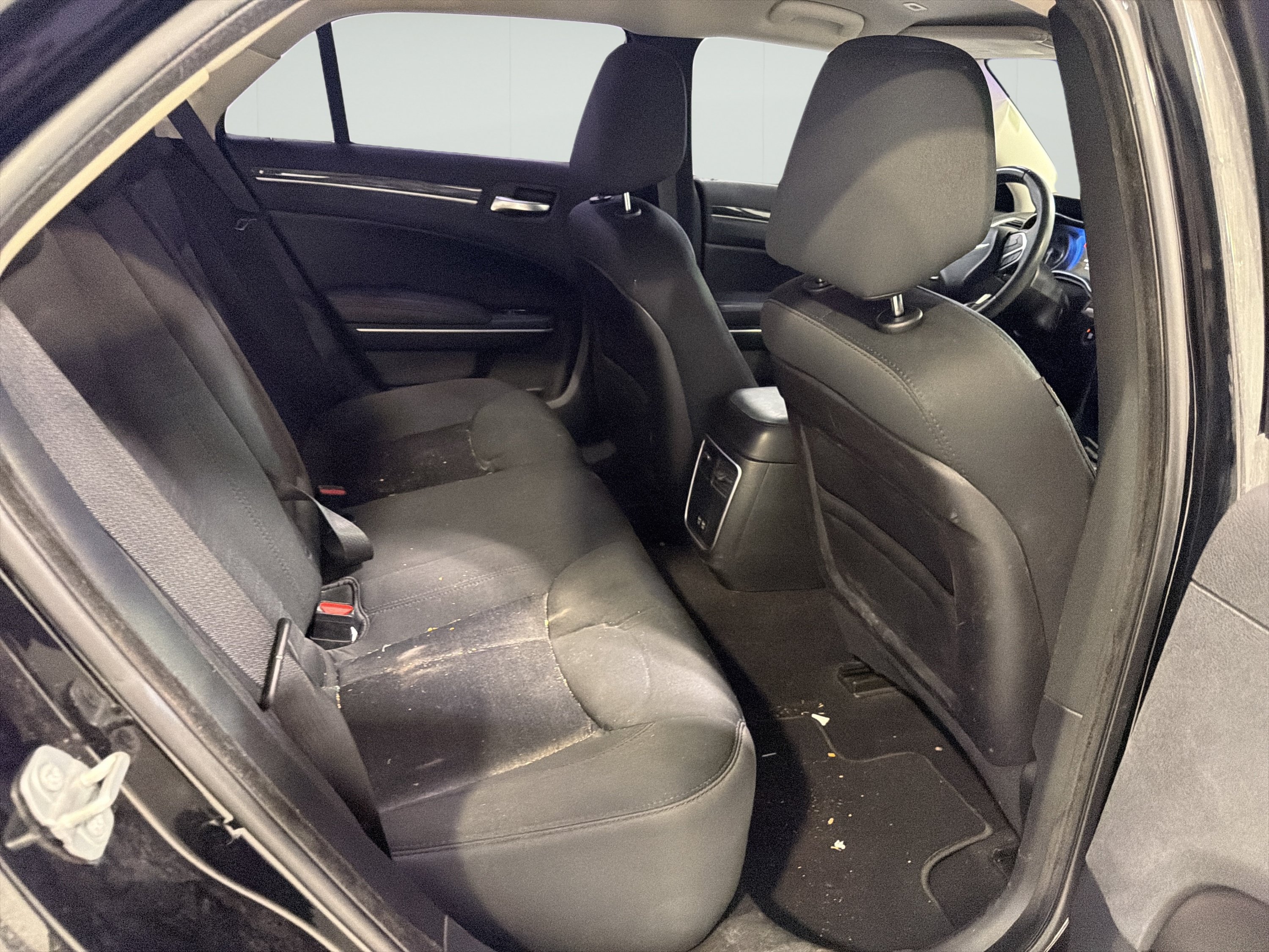 Used 2019 Chrysler 300 Touring w/ Sport Appearance Package RWD image 11