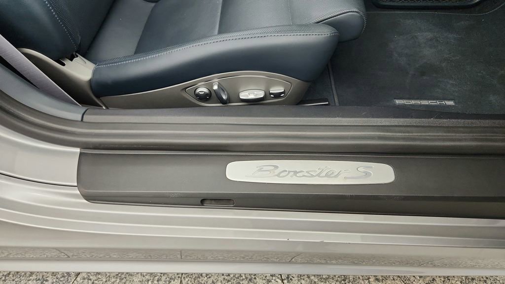 Used 2017 Porsche 718 Boxster S RWD image 50