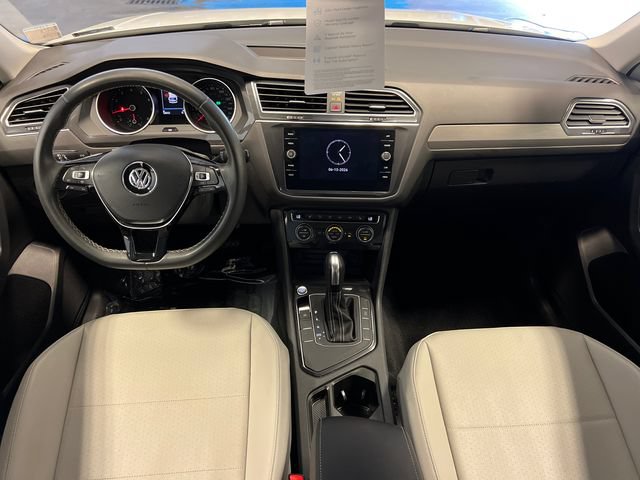 Certified 2021 Volkswagen Tiguan SE FWD image 18
