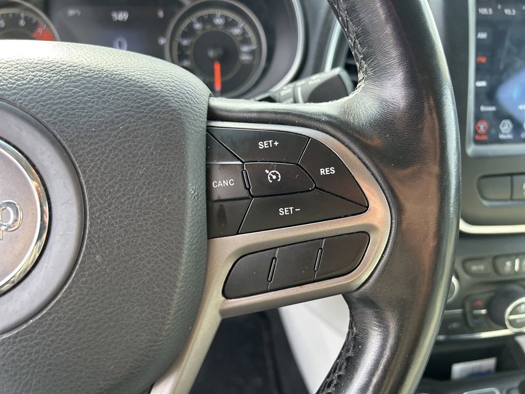 Used 2021 Jeep Cherokee Latitude Lux w/ Comfort/Convenience Group image 22