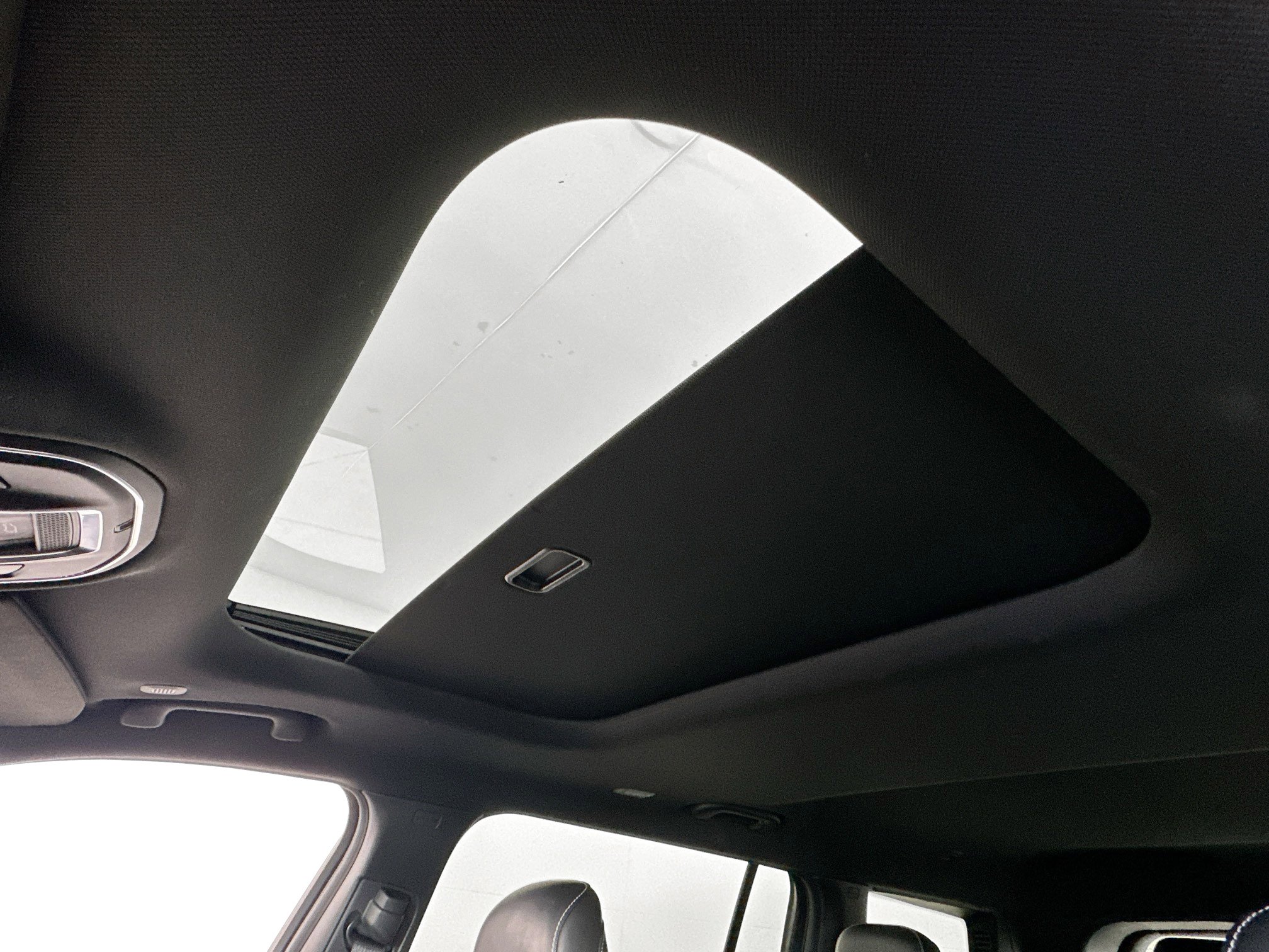 Used 2022 Jeep Grand Cherokee L Altitude image 21