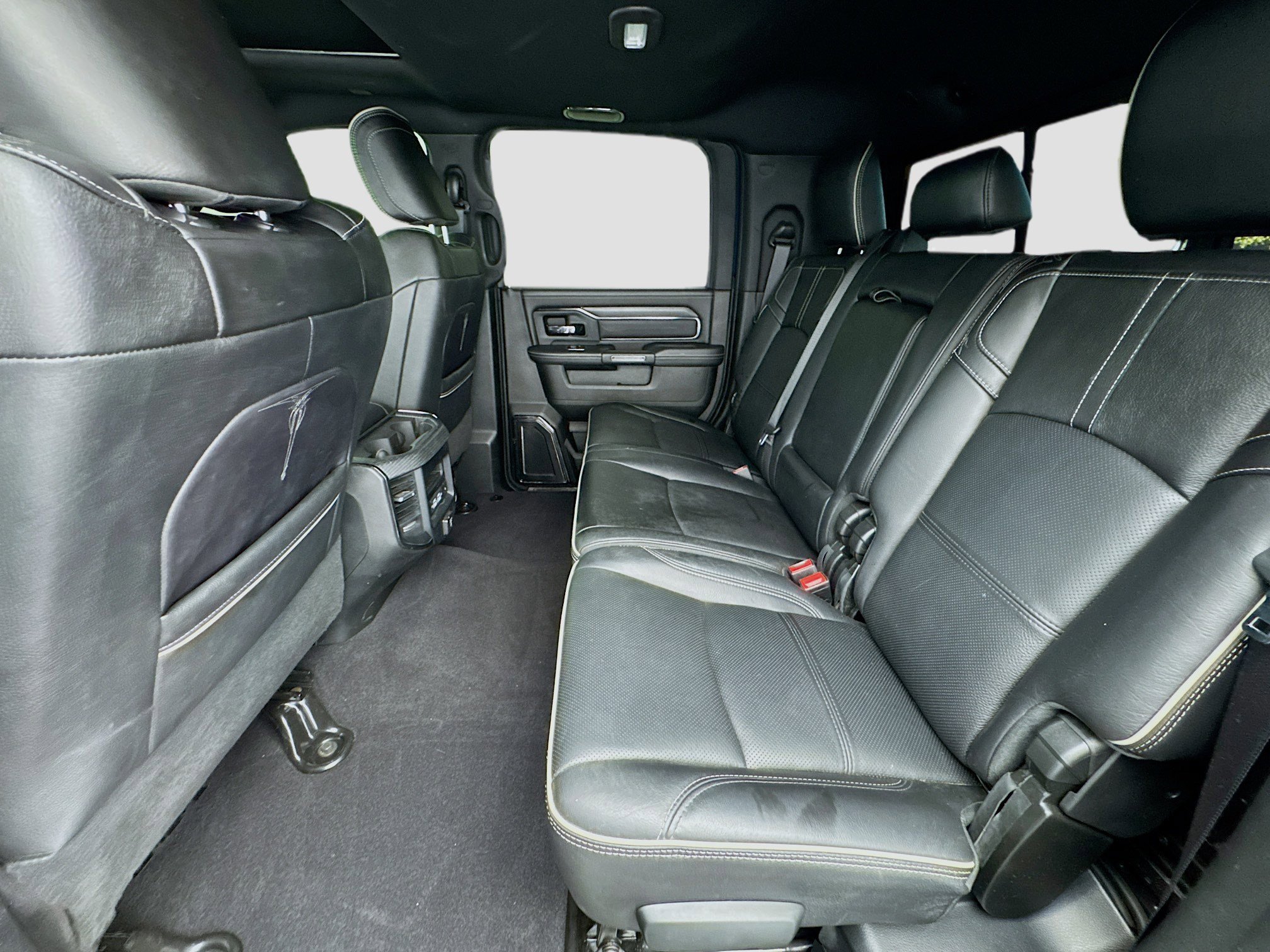 Used 2024 RAM 3500 Limited image 16