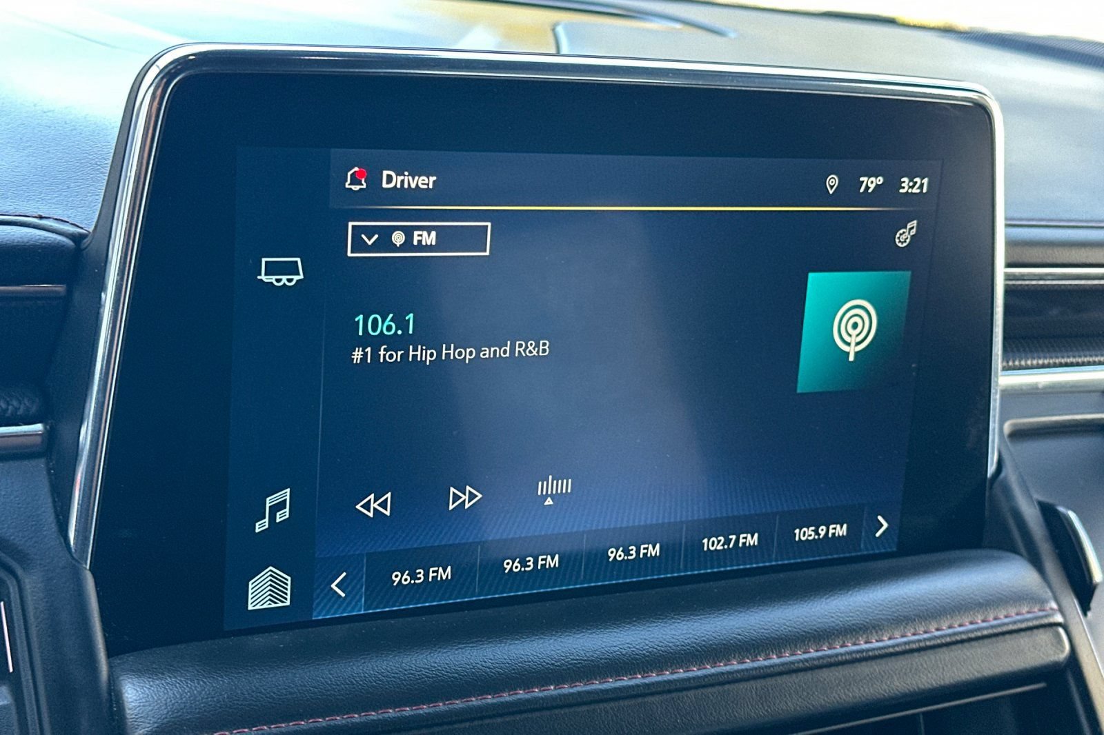 Used 2022 Chevrolet Tahoe RST RWD image 19