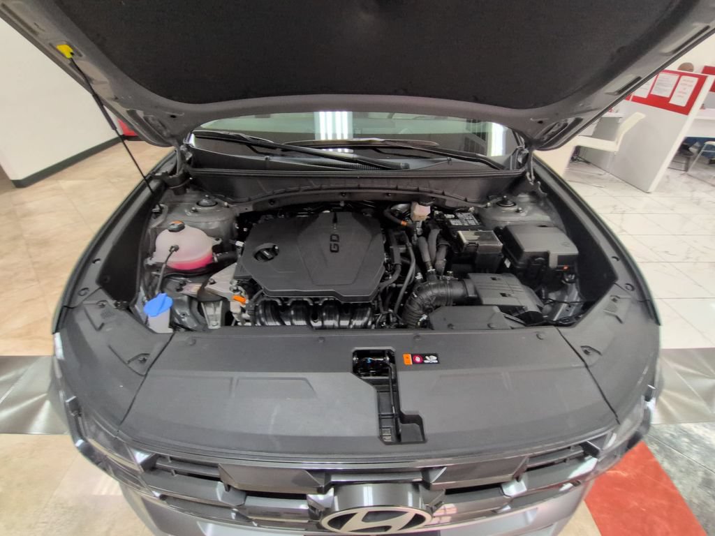 Used 2025 Hyundai Tucson SEL AWD/4WD image 30