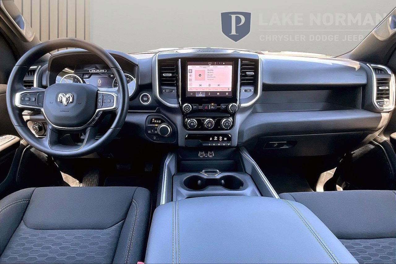 New 2026 RAM 1500 Express AWD/4WD image 11