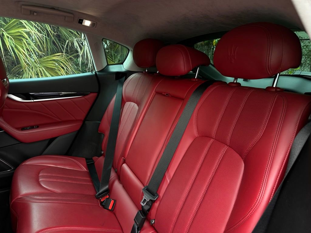Used 2023 Maserati Levante Modena image 25