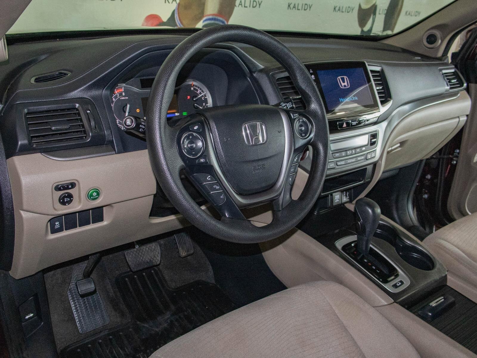 Used 2017 Honda Pilot EX image 5
