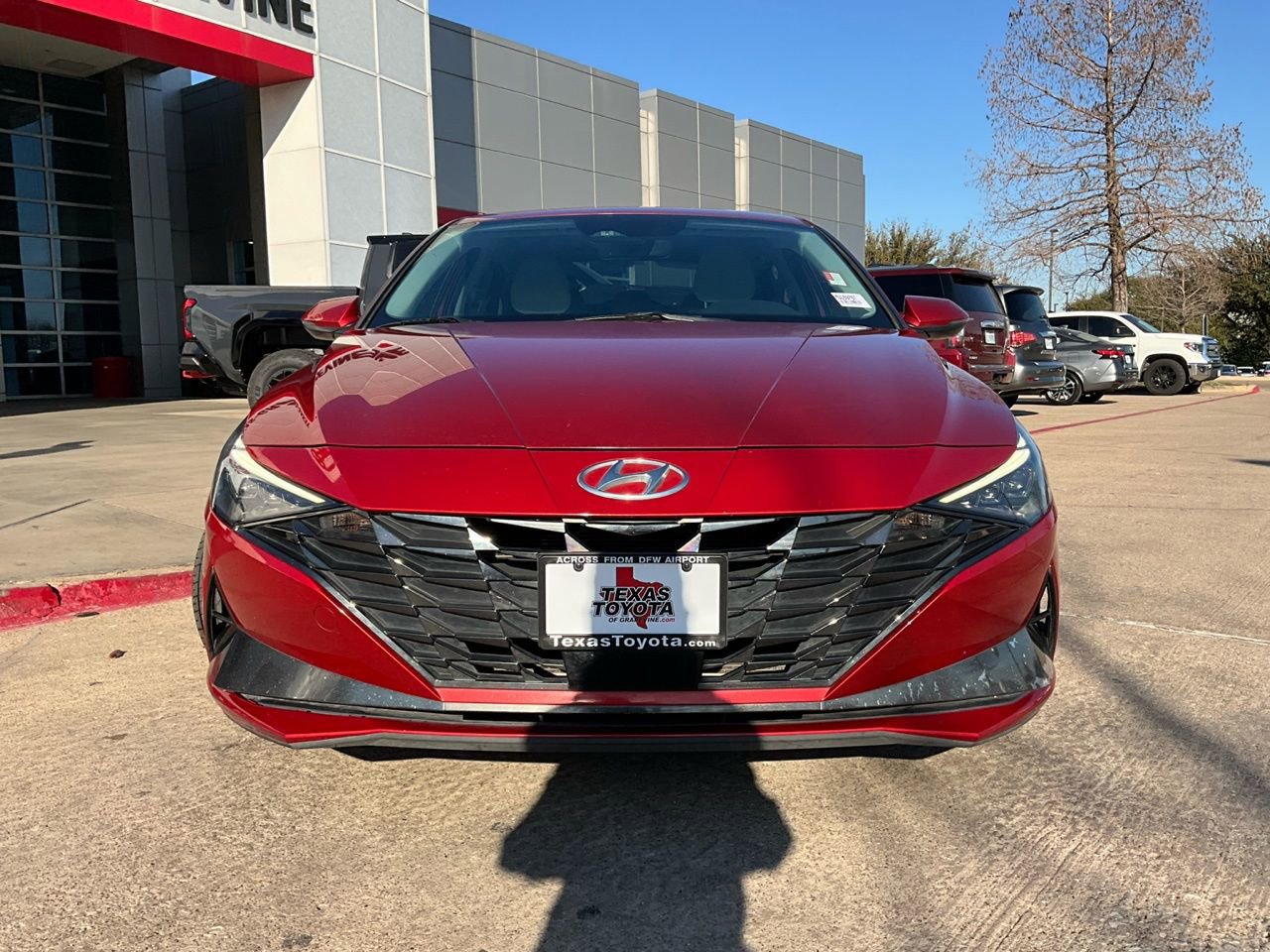 Used 2021 Hyundai Elantra Limited image 4