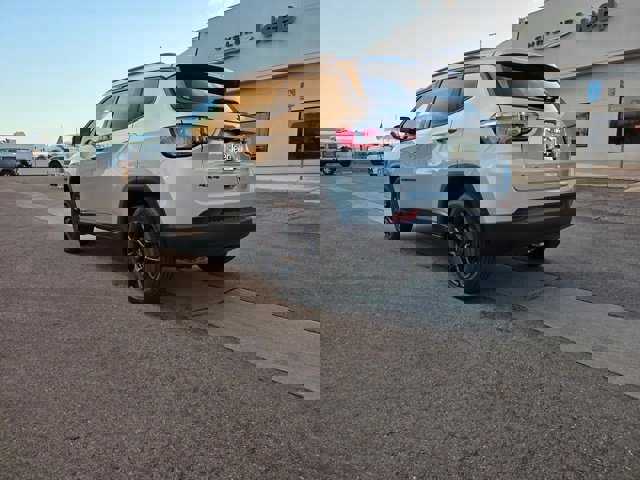 New 2026 Jeep Compass Latitude image 5