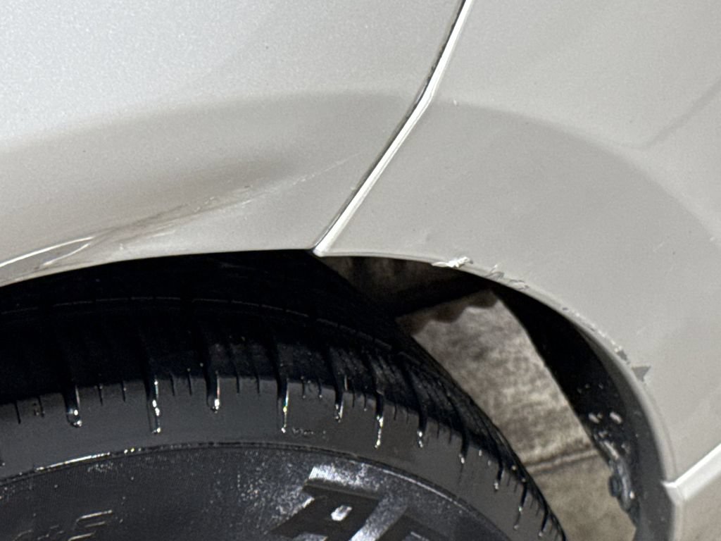 Used 2011 Ford Focus SE w/ 201A Rapid Spec Order Code FWD image 38
