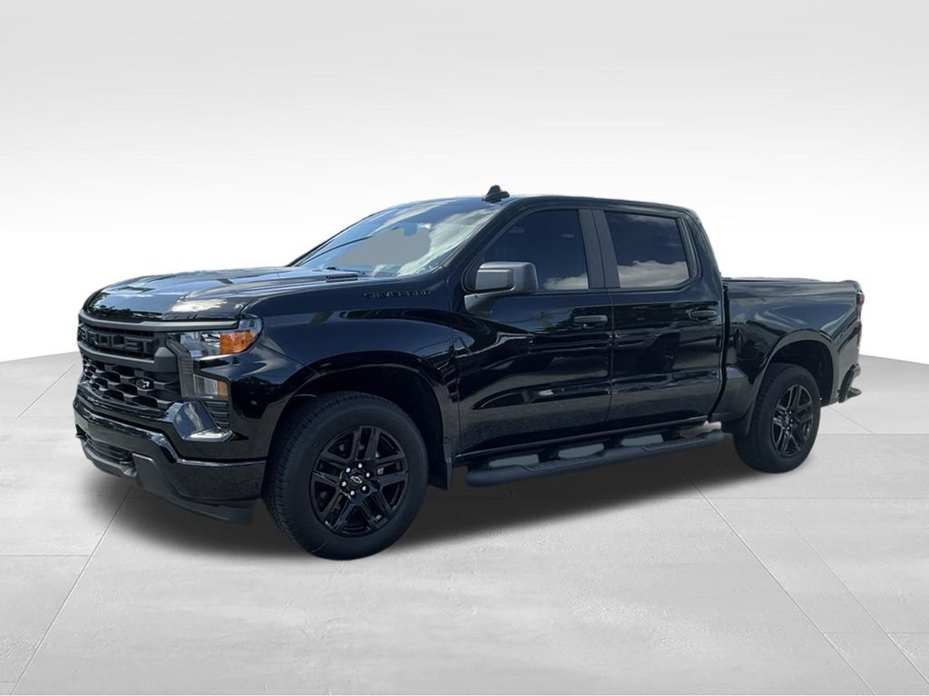 Used 2026 Chevrolet Silverado 1500 Custom w/ Rally Edition RWD image 2