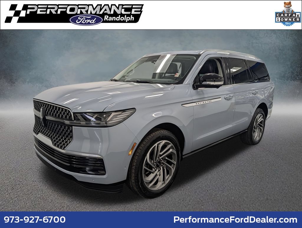 Used 2025 Lincoln Navigator Reserve AWD/4WD image 1