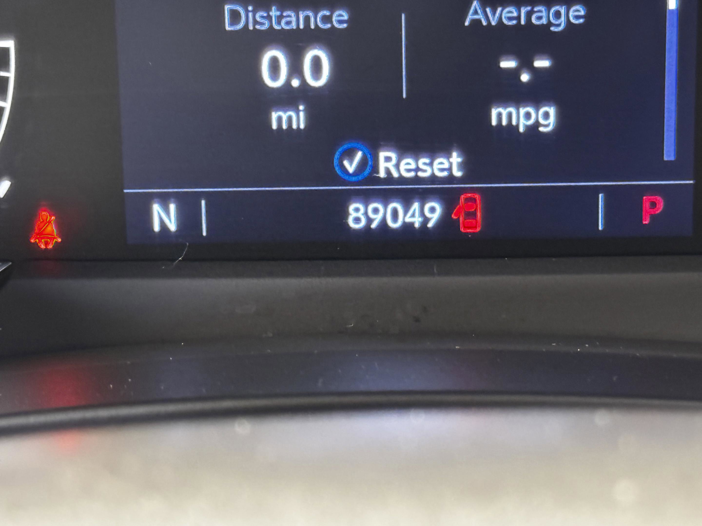 Used 2020 Cadillac XT4 Premium Luxury w/ Driver Awareness Package image 24