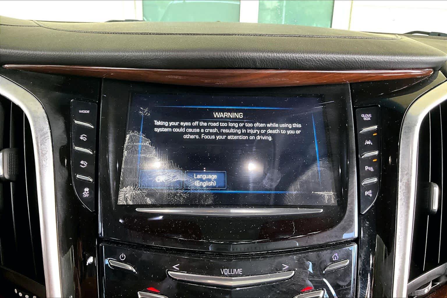 Used 2017 Cadillac Escalade Luxury AWD/4WD image 31