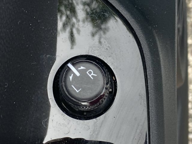 Used 2018 Toyota Prius Four w/ Advanced Technology Package FWD image 14